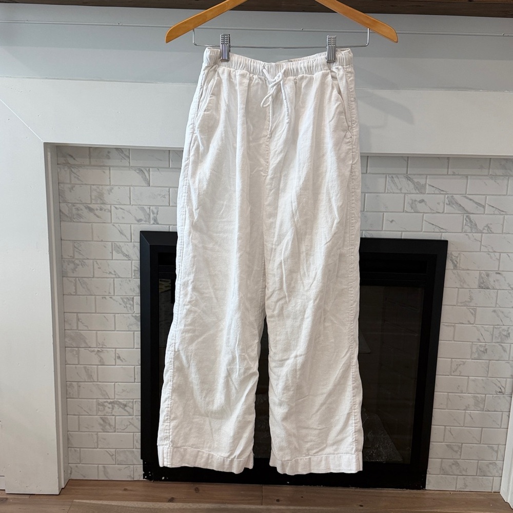 Abercrombie & Fitch white pull on linen cotton pants